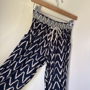 Cali 1850 Linen Pants Size L Smocked Lounge Pockets Beachy Boho Stretch Flowy